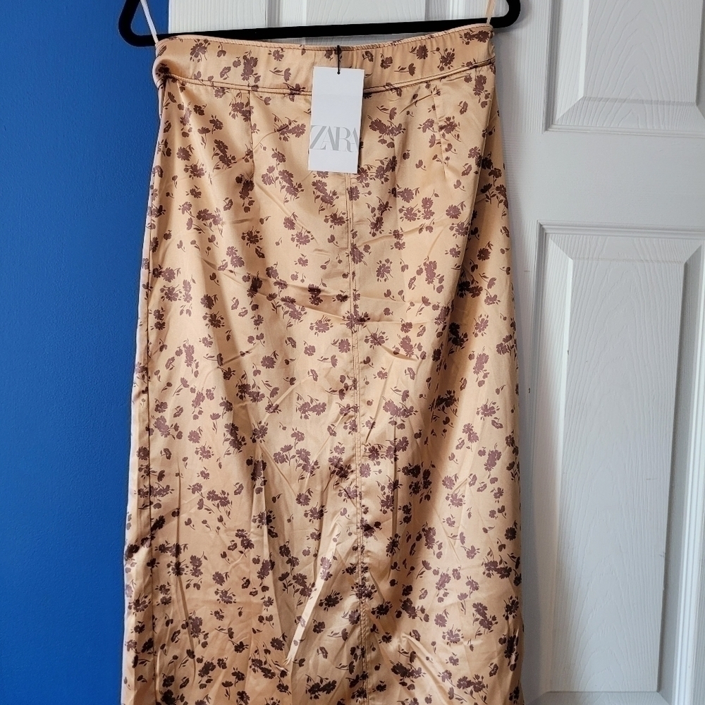 𝅺ZARA Skirt Large 😍 - Picture 7 of 13